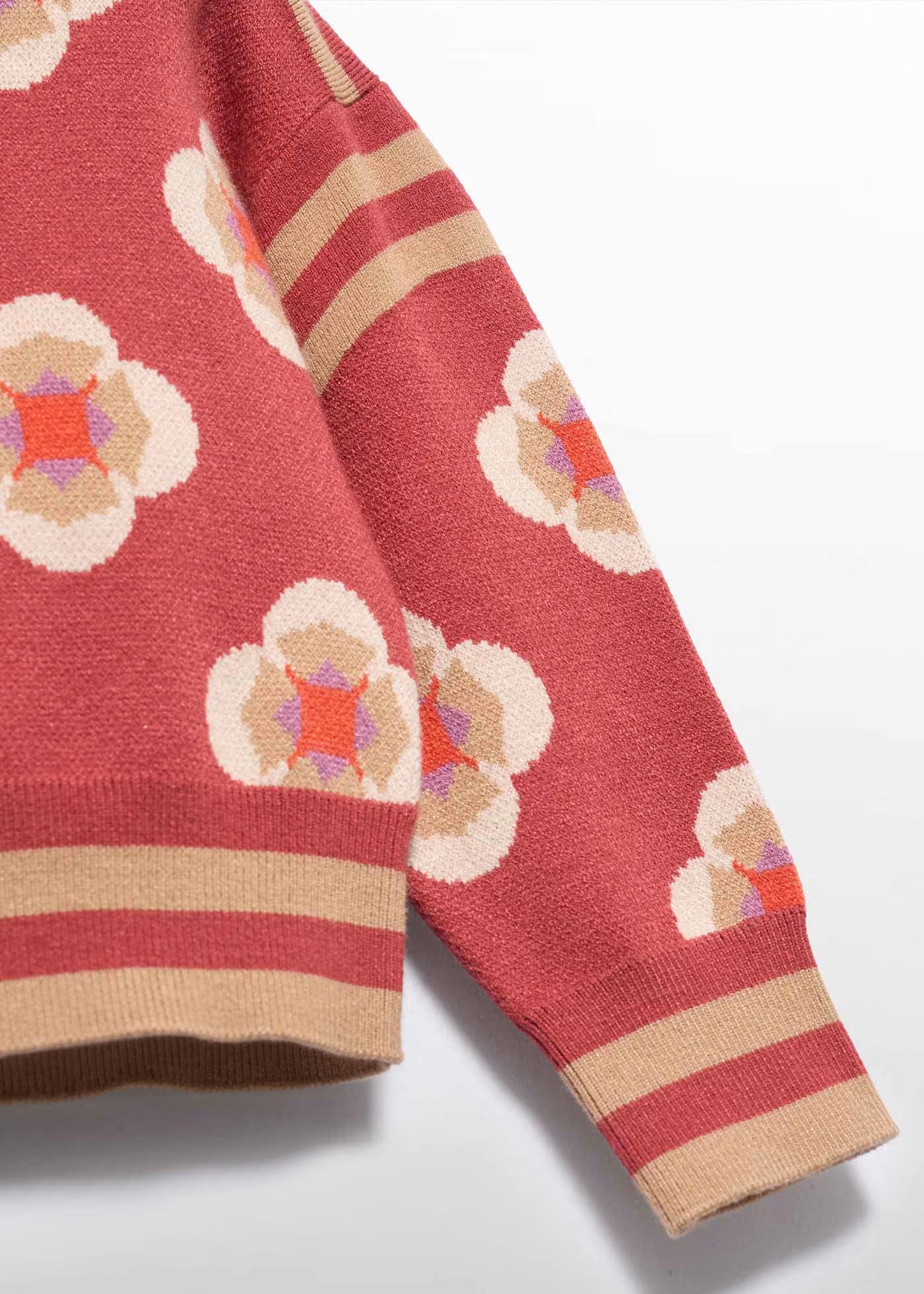 geometric jacquard jersey