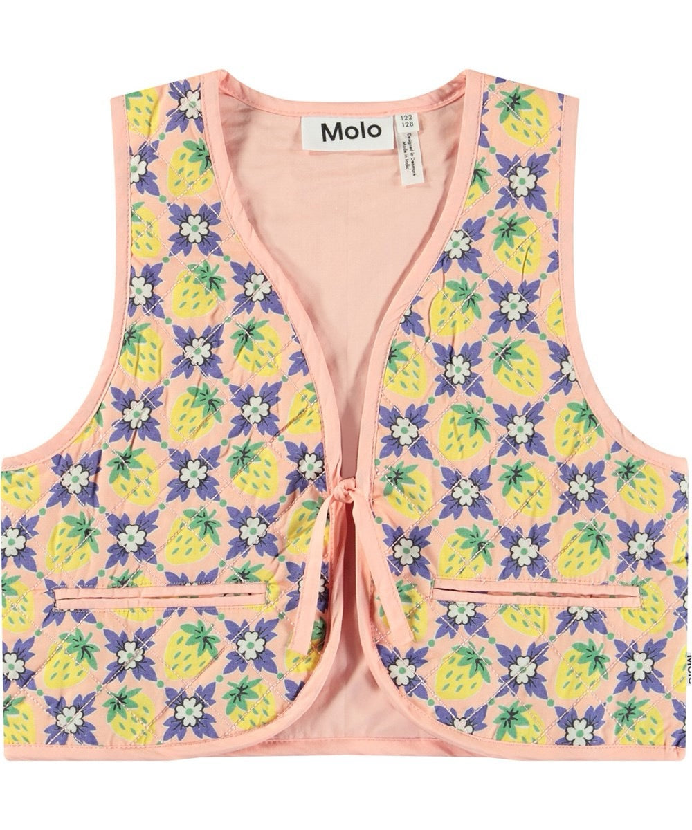 Hilma Vest | 7-16