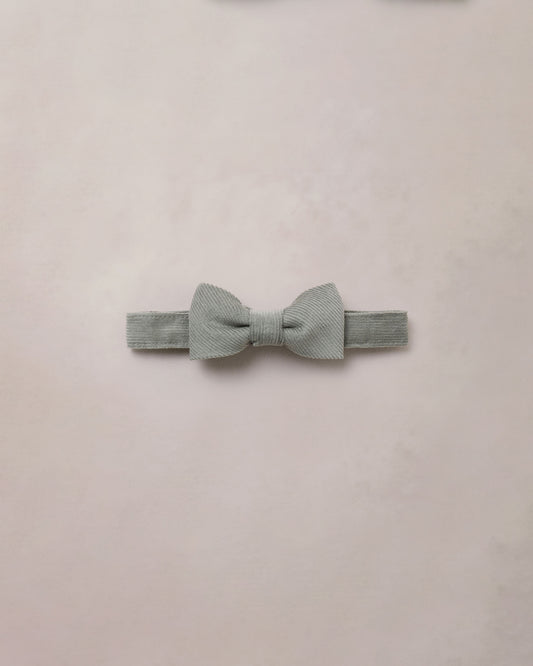 bow tie