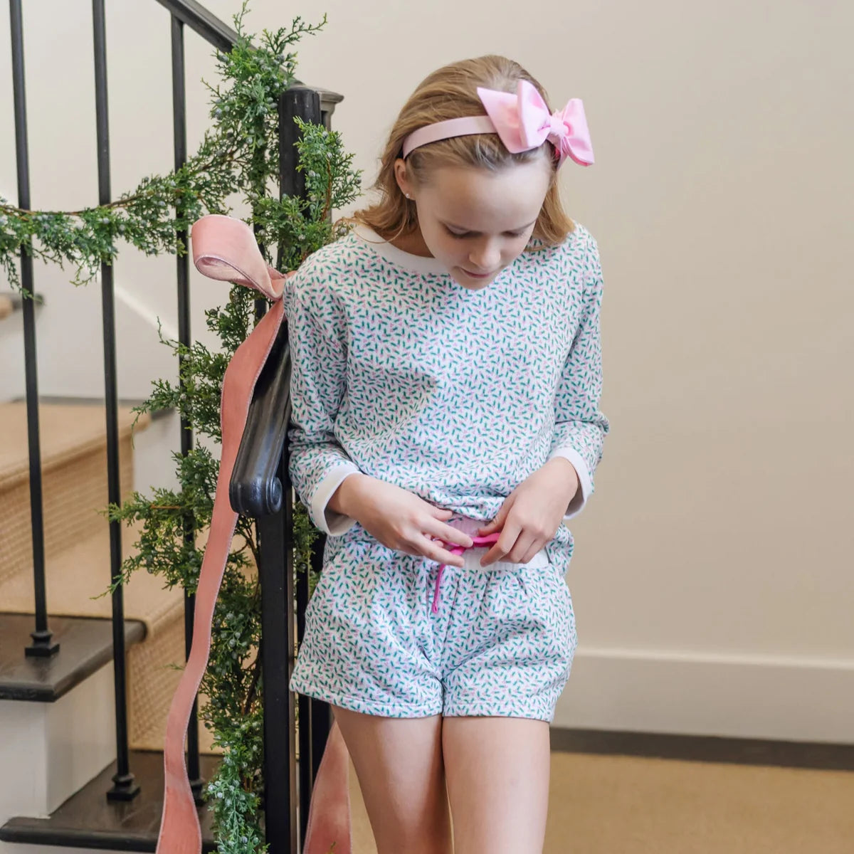 girls long sleeve sweatshirt and short set, drawstring