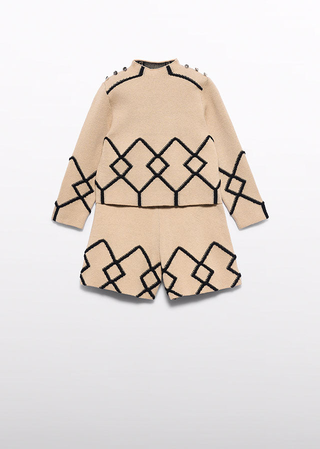 5.763 cross pattern short set