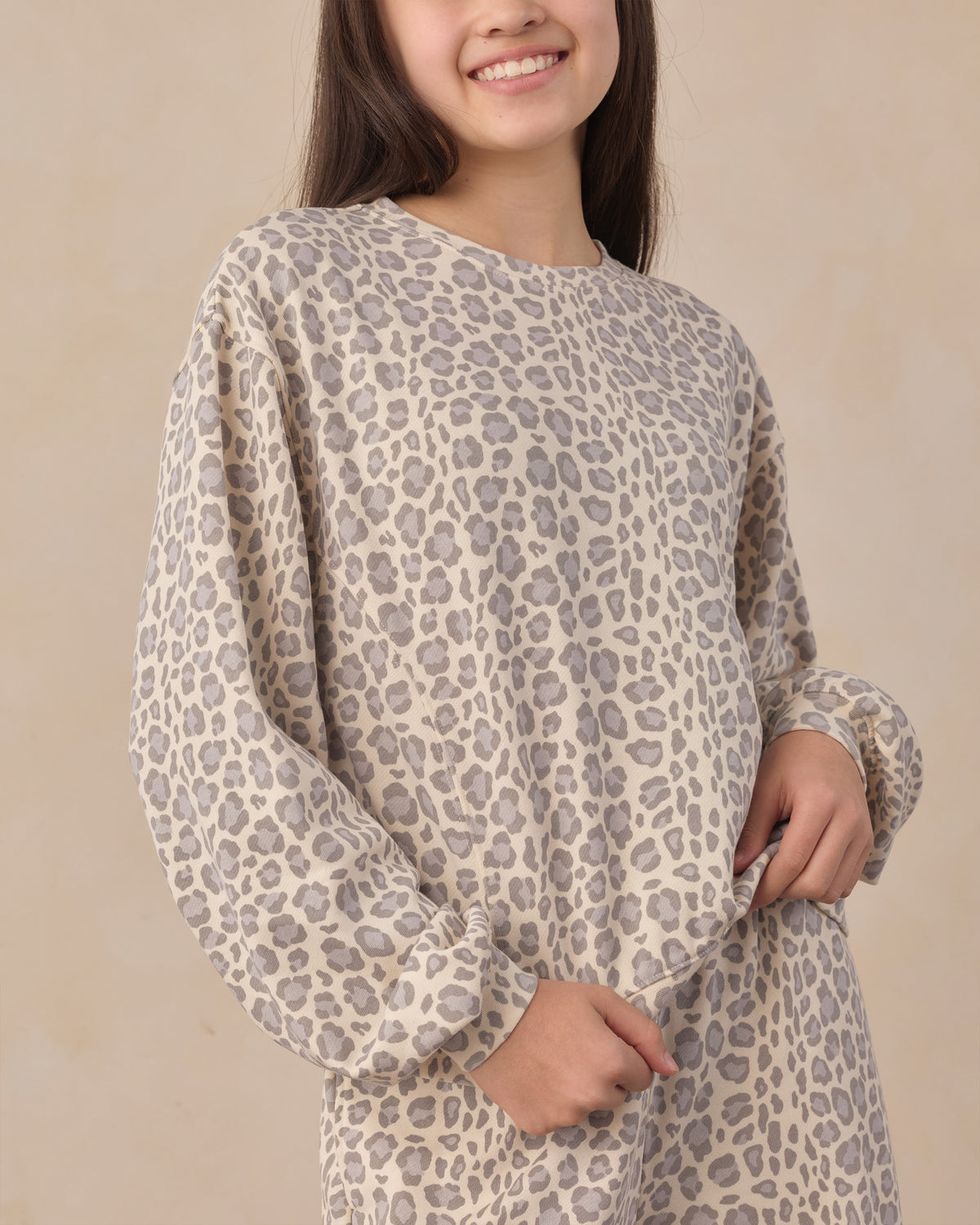 oversized sweatshirt
