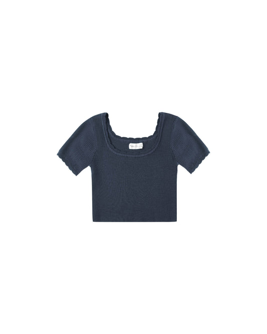 scallop tee